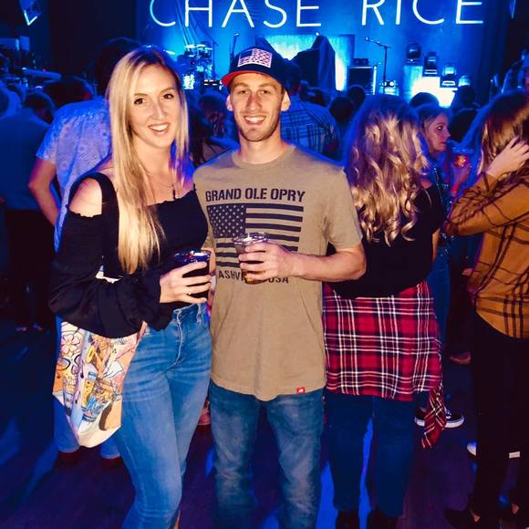 Meet your Posher, Amanda - Picture 1 of 1